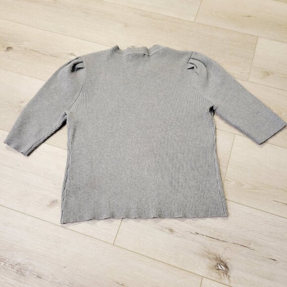 Nanette Lepore Sz Medium Gray Short Sleeve Knit Sweater - Picture 3 of 3